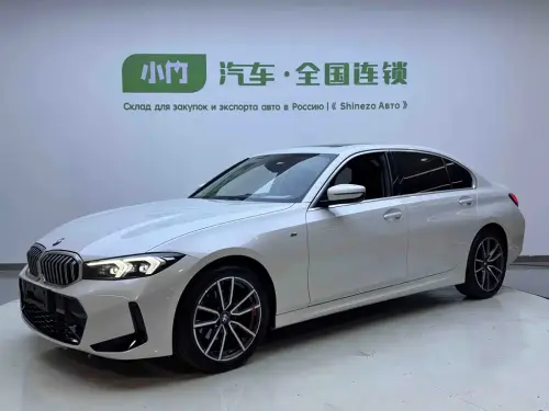 BMW 3-Series, 2023