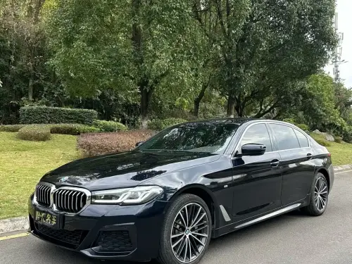 BMW 5-Series, 2023