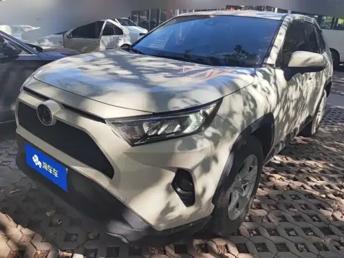 Toyota RAV4, 2021