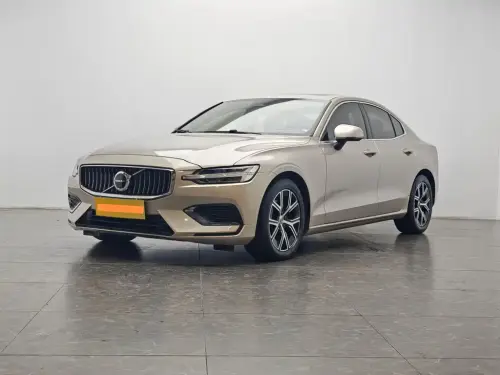 Volvo S60, 2023