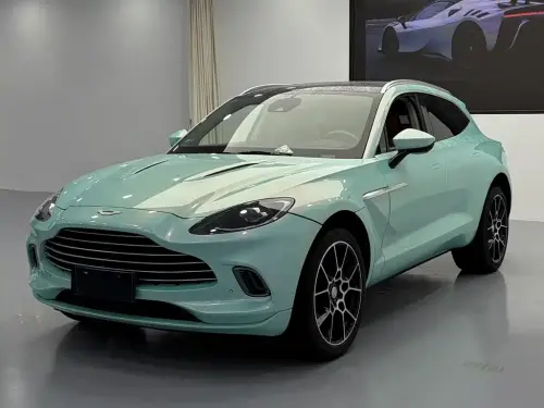 Aston Martin DBX, 2021