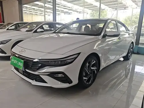 Hyundai Elantra, 2026