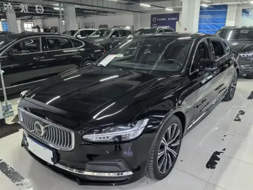 Volvo S90, 2022