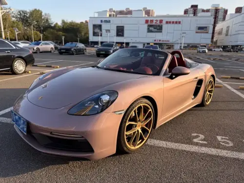 Porsche 718, 2022