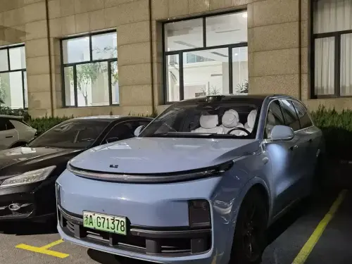 Li Auto L8, 2023