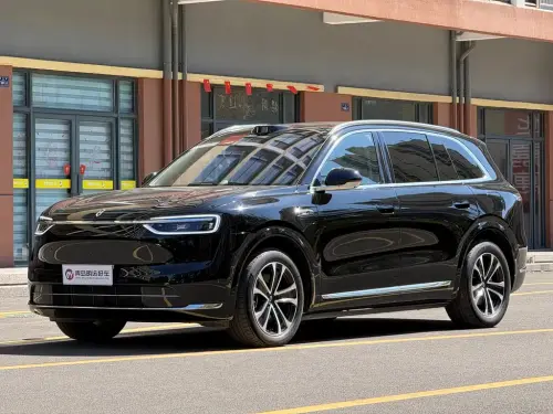 AITO M7, 2025