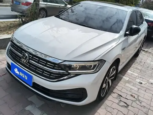 Volkswagen Sagitar, 2023