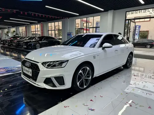 Audi A4, 2023