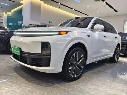 Li Auto L7, 2025