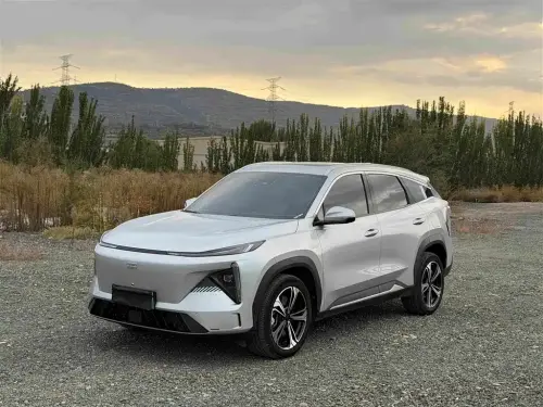 Geely L7, 2025