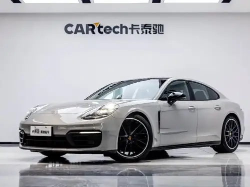 Porsche Panamera, 2022