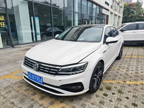 Volkswagen Lamando, 2021