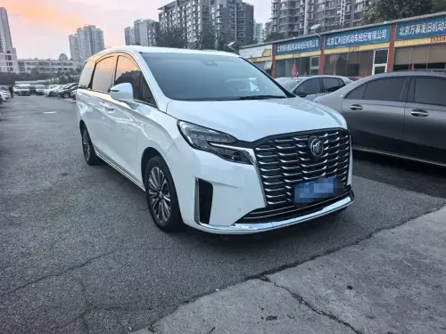 Buick GL8, 2022