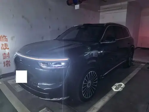 AITO M8, 2025