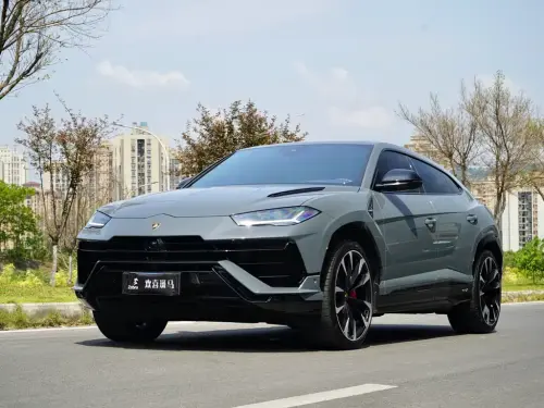 Lamborghini Urus, 2024