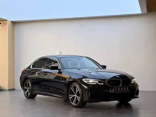 BMW 3-Series, 2023