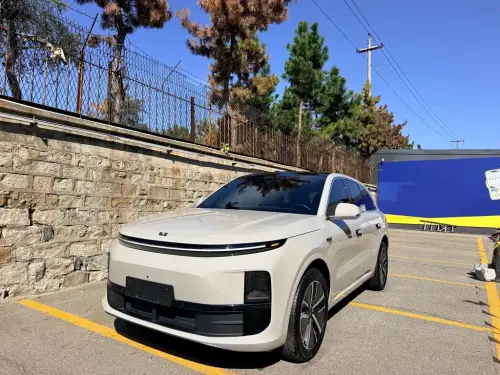 Li Auto L6, 2025