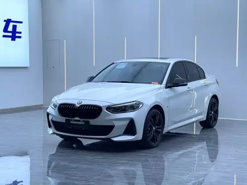 BMW 1-Series, 2021