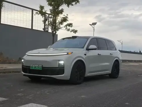 Li Auto L9, 2022