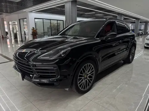 Porsche Cayenne, 2023