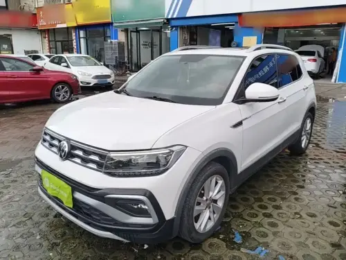 Volkswagen T-Cross, 2020