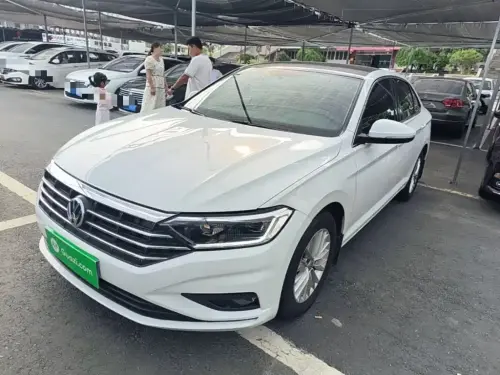 Volkswagen Sagitar, 2020