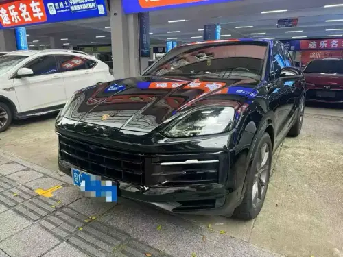 Porsche Cayenne, 2023