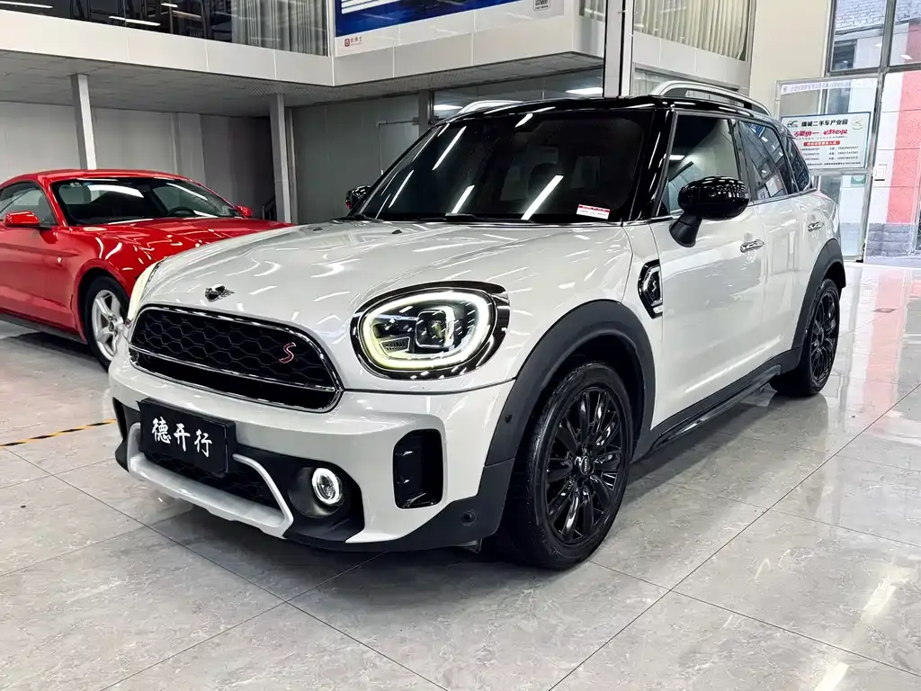 Mini MINI COUNTRYMAN, 2021