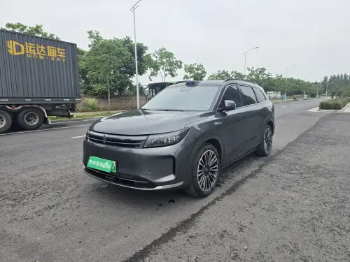 AITO M7, 2024