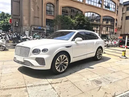 Bentley Bentayga, 2021