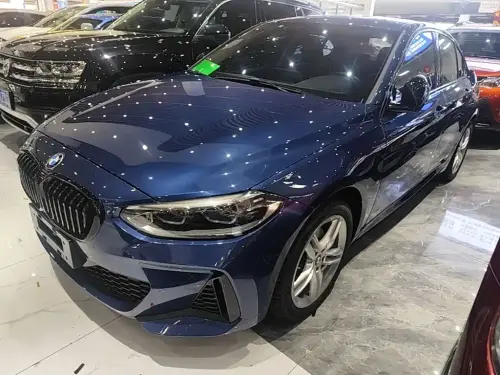 BMW 1-Series, 2021