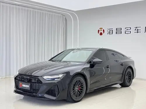 Audi RS7, 2024