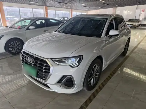Audi Q3, 2021