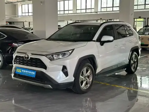 Toyota RAV4, 2021