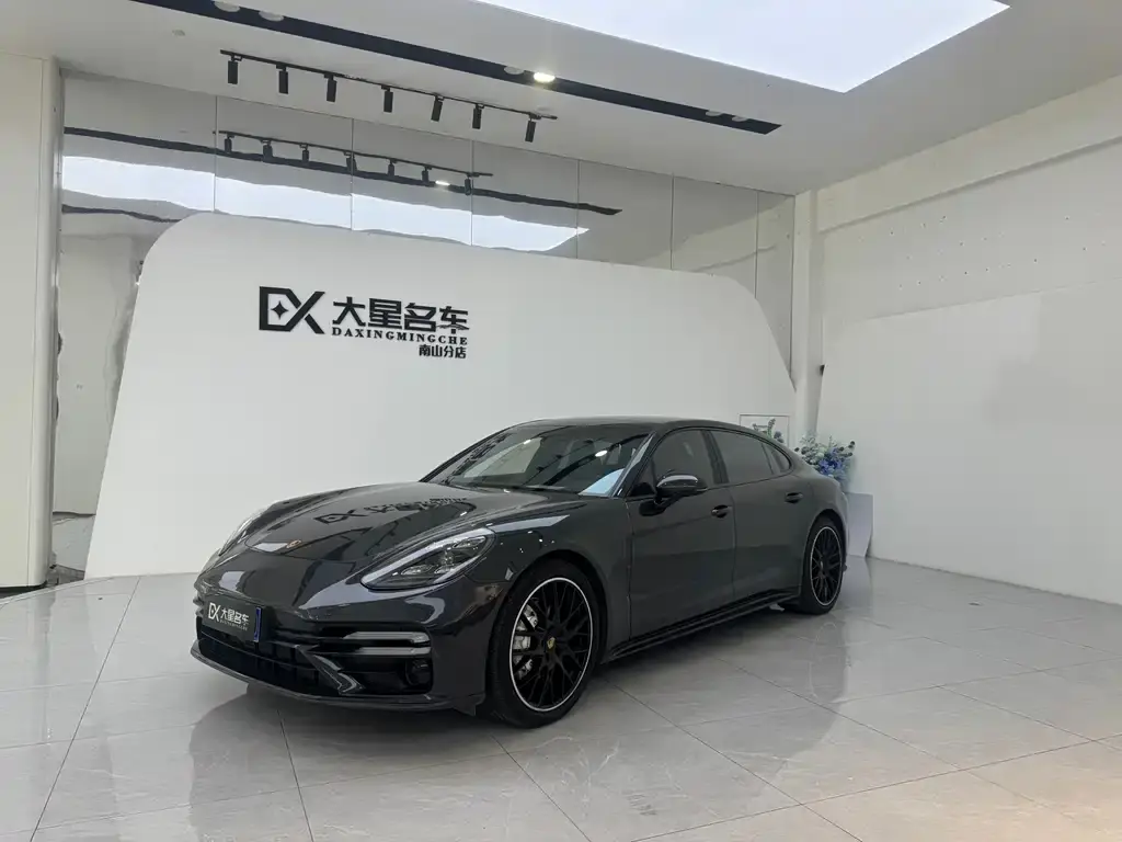 Porsche Panamera, 2021