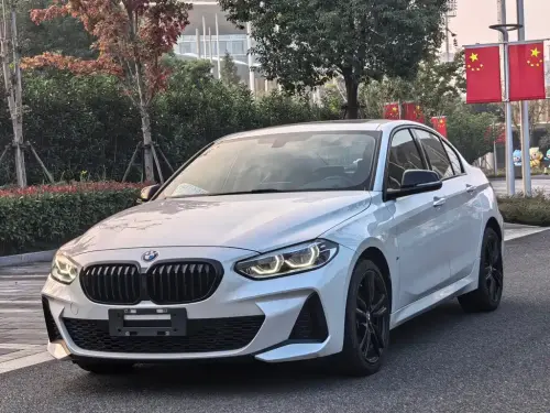 BMW 1-Series, 2023