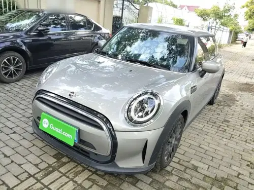 Mini MINI, 2023