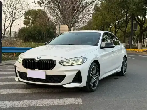 BMW 1-Series, 2021