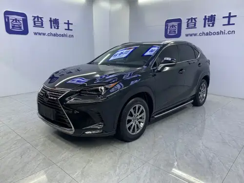 Lexus NX, 2020