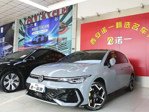 Volkswagen Golf, 2025