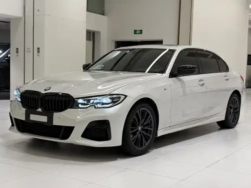 BMW 3-Series, 2021