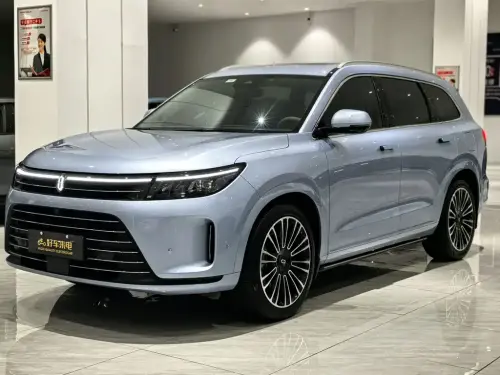 AITO M7, 2023