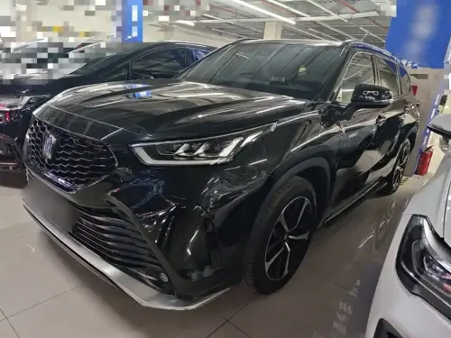 Toyota Crown Kluger, 2023