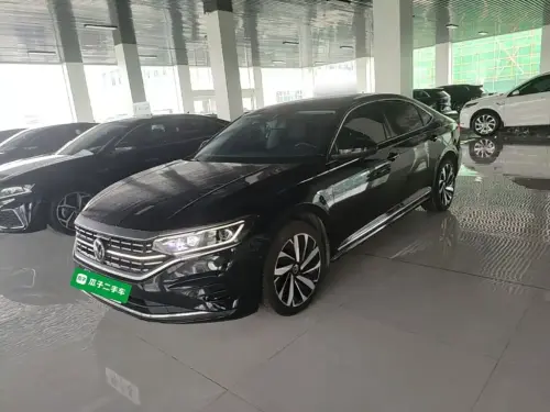 Volkswagen Passat, 2022