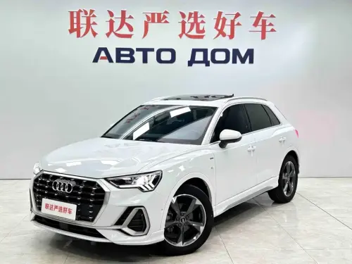 Audi Q3, 2022