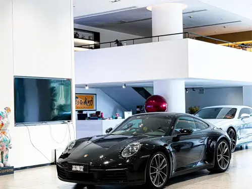 Porsche 911, 2024