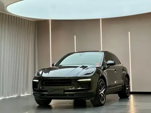 Porsche Macan, 2022