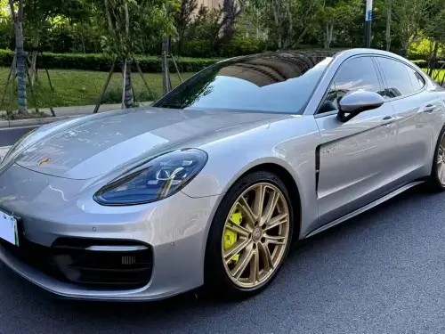Porsche Panamera, 2021