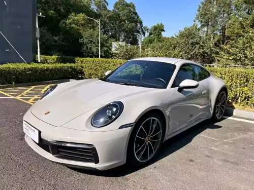 Porsche 911, 2025