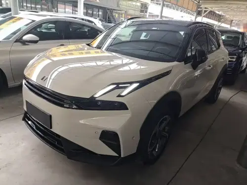 Lynk & Co 06, 2025